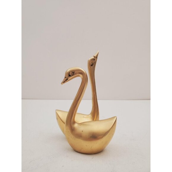 Vintage Brass Swans | Vintage Brass Swan | Vintage Brass Decor | Wedding Decor | - Picture 9 of 10